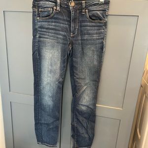 American Eagle size 8 skinny Jean short